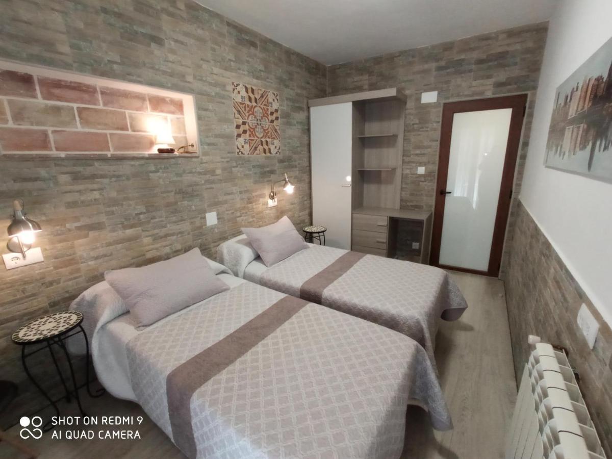 Apartamentos La Casona De Ezcaray Con Terrazas Y Patios Individuales Exterior foto