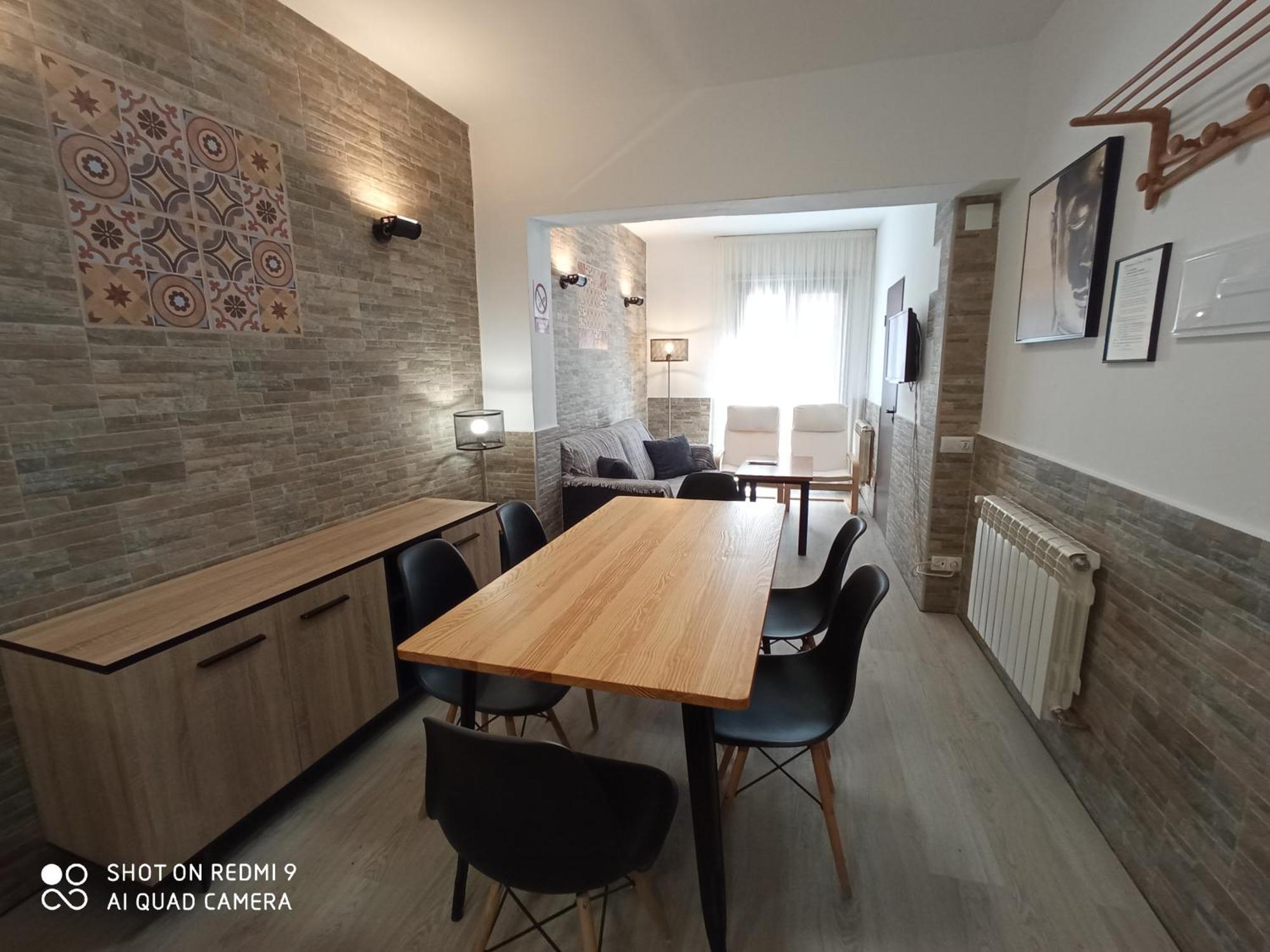 Apartamentos La Casona De Ezcaray Con Terrazas Y Patios Individuales Quarto foto