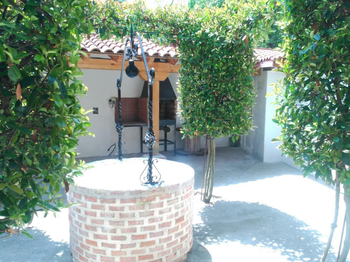 Apartamentos La Casona De Ezcaray Con Terrazas Y Patios Individuales Exterior foto
